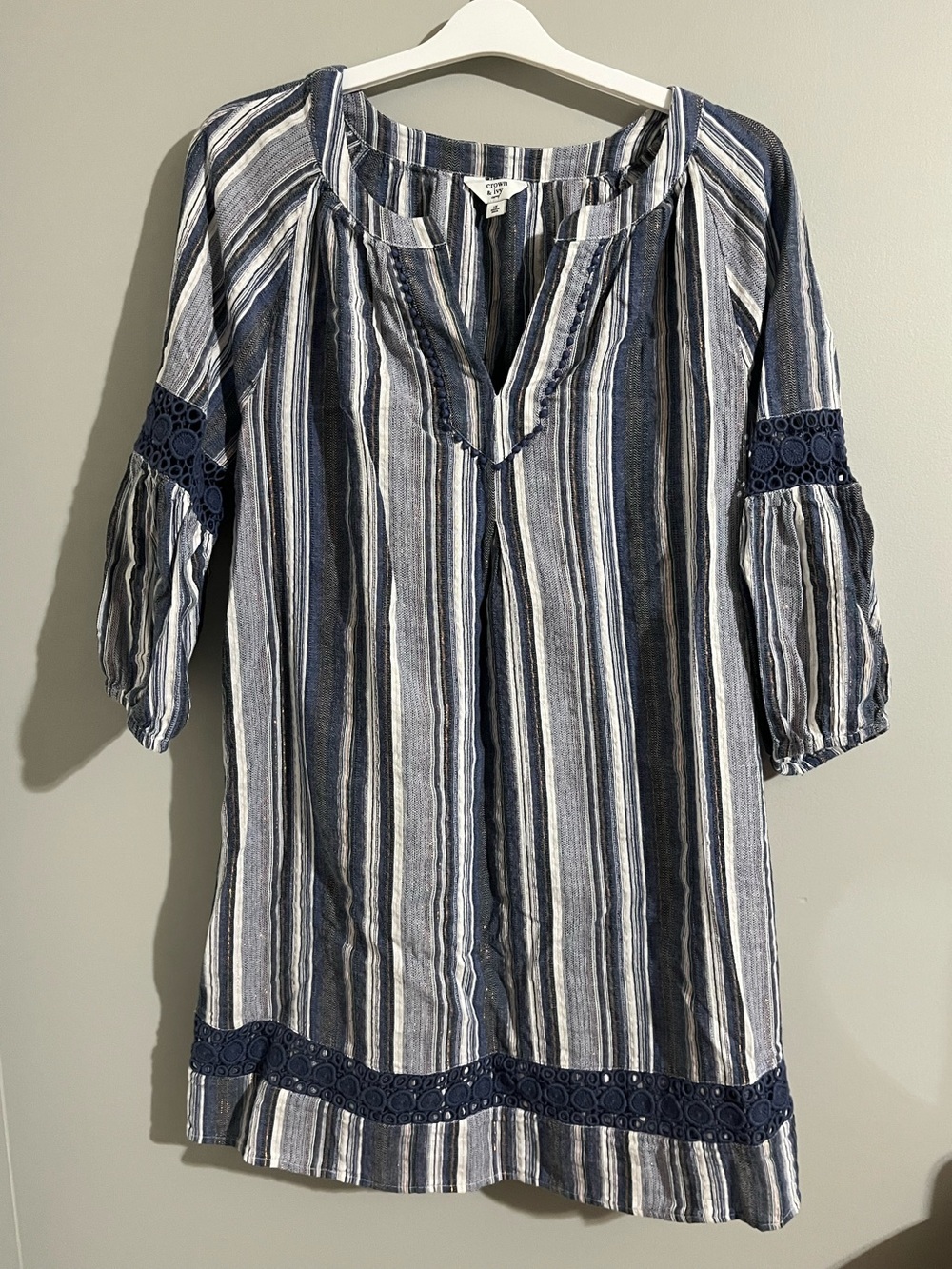 Crown & Ivy vertical striped tunic dress